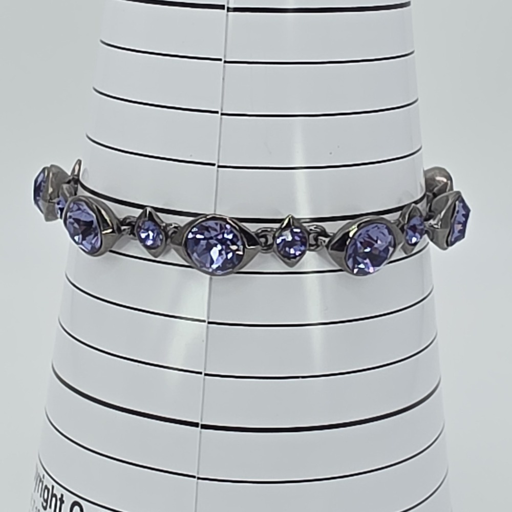 New! GIVENCHY SWAROVSKI Bracelet Purplish & Clear Crystals Gunmetal Gray 7.25" - Picture 8 of 15